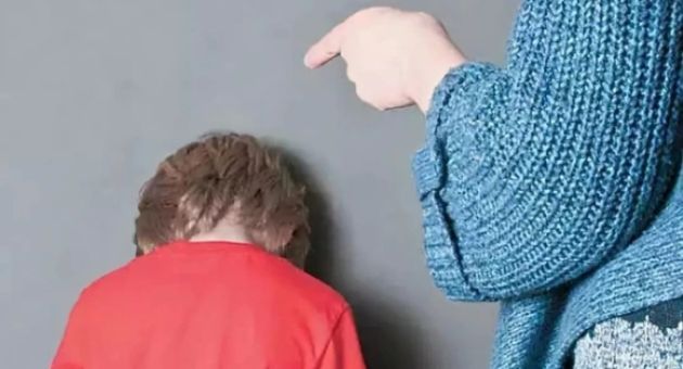 2 câu cửa miệng này của cha mẹ là căn nguyên khiến trẻ ngày càng tự ti, cần...