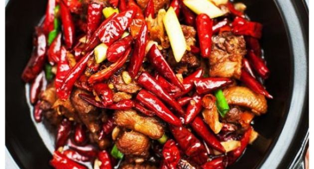 Ba món ăn mà nhiều người Việt mê tít làm mỏng dạ dày, tăng nguy cơ ung thư