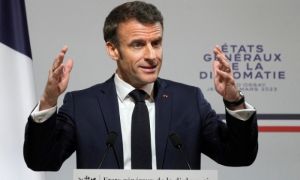 Tỷ lệ tín nhiệm của Tổng thống Pháp gần chạm mức thấp kỷ lục