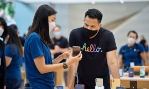 Người Việt phải nhịn ăn tiêu bao nhiêu ngày mới đủ tiền mua iPhone 14?