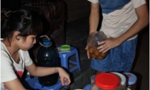 Quán trà đặc biệt của 9X khiếm thính