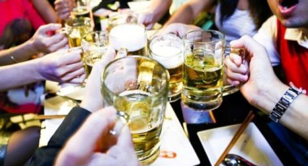 Việt Nam nghỉ lễ quá nhiều: Chưa giàu đã xài sang