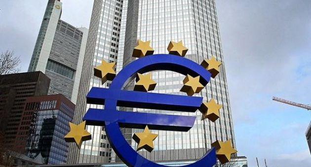 Lạm phát tháng Hai tại Khu vực Eurozone rơi vào vùng âm
