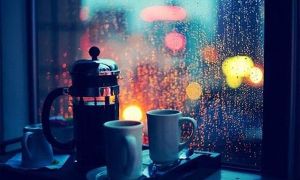 Ngày mưa tôi lại thấy chông chênh