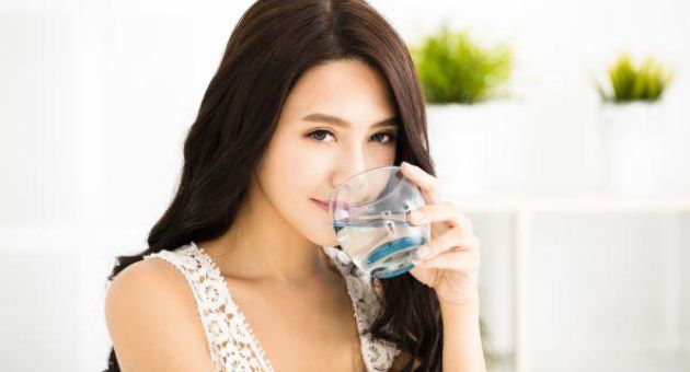 Những tác dụng kỳ diệu từ thói quen “uống nước ấm mỗi ngày”