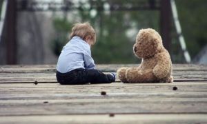 5 quy tắc an toàn mọi đứa trẻ đã lên 4 tuổi cần phải nắm được