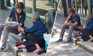 Lòng tốt thầm lặng: Chàng trai rót nước, mời cụ bà vô gia cư ăn thịt rán bên...