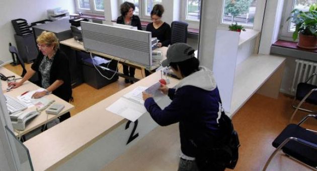 Đức: Nhận hối lộ để cấp giấy phép cư trú cho người Việt, nhân viên...