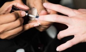Ngày đầu chập chững làm thợ nail