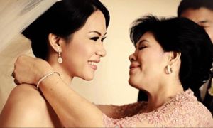 Lời mẹ dặn dò con gái, muốn hạnh phúc thì đừng hy sinh quá nhiều!