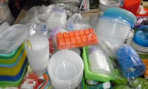Tuyệt đối không sử dụng vật dụng này để đựng thức ăn nóng