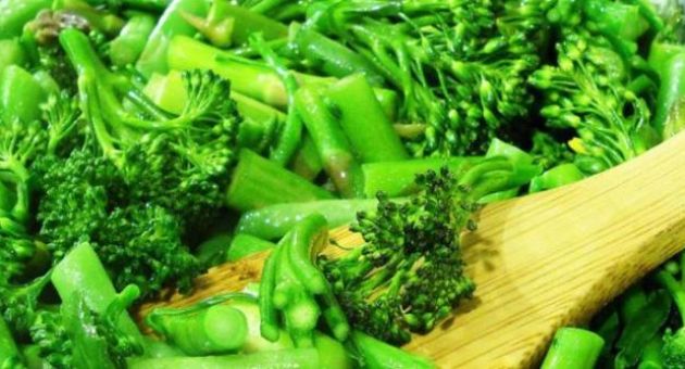 Cách chế biến rau xanh để lượng vitamin còn lại nhiều nhất