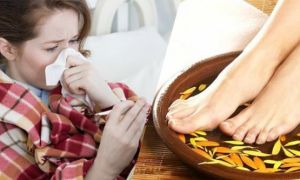 Bài thuốc ngâm chân chữa cảm mạo phong hàn do trời lạnh