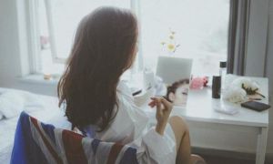 Những ứng xử của phụ nữ thông minh trong cuộc sống hằng ngày