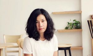 Cô gái Việt nhận học bổng toàn phần Mỹ với bài luận về người bố làm nghề… ‘cưa...