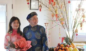 Tết xa mà gần của gia đình người Việt ở Mỹ