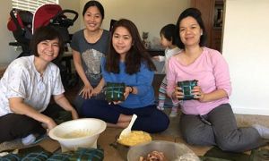 Tết ấm áp ở Mỹ của gia đình cậu bé Việt mắc bệnh teo cơ tủy