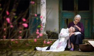 Chìm nổi cả đời người, dù đi bao xa, bến đỗ bình yên nhất vẫn là được ở bên...