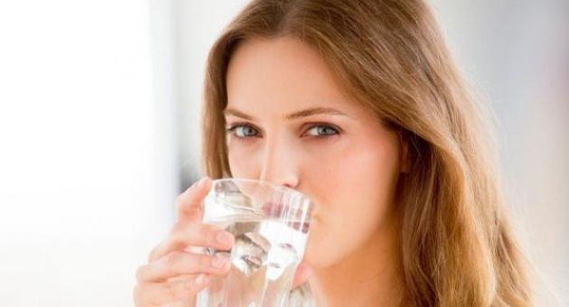 Đây chính là những thực phẩm nên và không nên ăn trước khi ngồi vào bàn tiệc