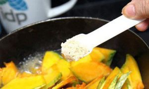 Chuyên gia vạch mặt