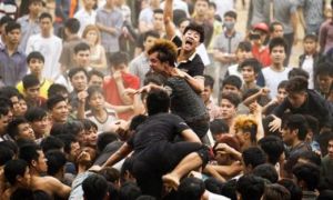 Cướp lộc trong lễ hội: ‘Văn hóa đấu’ và sự suy bại của lễ nghĩa