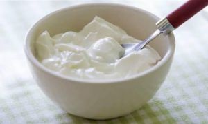Ăn sữa chua giảm nguy cơ bệnh tim