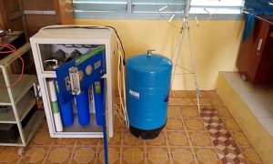 Việt kiều Đức bức xúc vì tài trợ máy lọc nước cho trường nhưng bị xếp xó