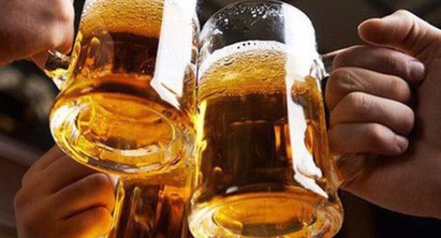 Sau bữa cơm đãi khách, 2 nhân viên mới lập tức bị đuổi việc: Lý do ai cũng nên...