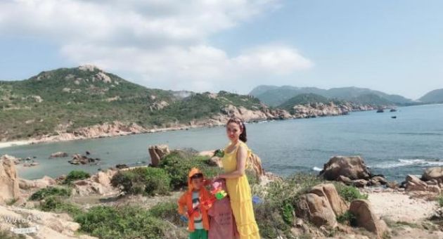 Mẹ đơn thân Việt kiều tay trắng nuôi 2 con sau sóng gió hôn nhân