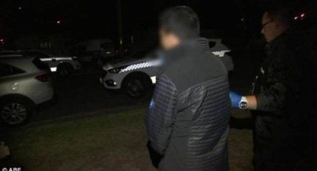 Một người Việt bị bắt cùng với 16kg heroin chuẩn bị được bán ra thị trường