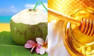 Ngăn chặn lão hóa bằng cách thường xuyên uống nước dừa kết hợp với mật ong