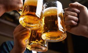 Những người nghiện rượu sống lâu hơn và ít bị mất trí nhớ hơn?
