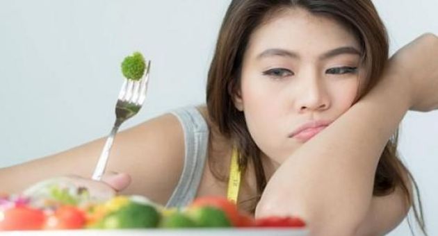 Ăn một mình là 'thủ phạm' khiến mọi người không hạnh phúc?