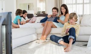 Thời gian trẻ em sử dụng thiết bị công nghệ bao lâu là đủ?