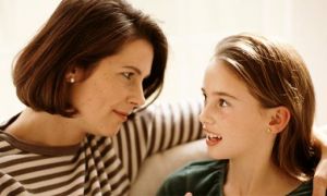 Cuộc nói chuyện thú vị giữa mẹ và con gái, các bậc phụ huynh đều nên đọc
