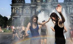 Cư dân Châu Âu sẽ sớm phải trải nghiệm khí hậu miền nhiệt đới giống Việt Nam...