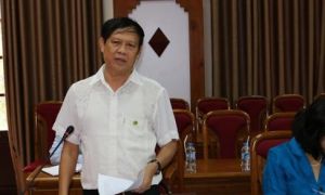 Hà Nội: Chi Cục trưởng có quyết định nghỉ hưu còn đi 3 nước Châu Âu để..trao...