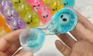 Đồ chơi slime: Chất nhờn MA QUÁI khiến trẻ hỏng ngón tay, gây vô sinh