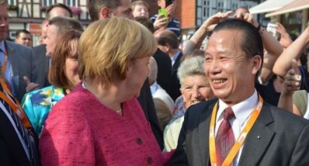 Ông Nguyễn Đắc Nghiệp tái đắc cử vào ban lãnh đạo đảng CDU tại thành phố...