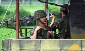 Hàn - Triều dỡ 20 chốt quân sự tại “nơi nguy hiểm nhất thế giới”