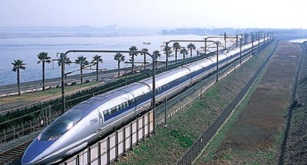 Đường sắt cao tốc Việt Nam: 1,3 triệu tỉ đồng thì lấy đâu ra?