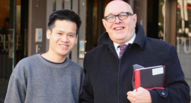 Thanh niên Việt xin được ở tù một đêm tại Anh