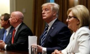 Trung Quốc chấp nhận giảm thuế xe hơi Mỹ, đúng như dự báo của ông Trump