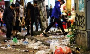 Người Việt xả rác khác gì với người Mỹ?