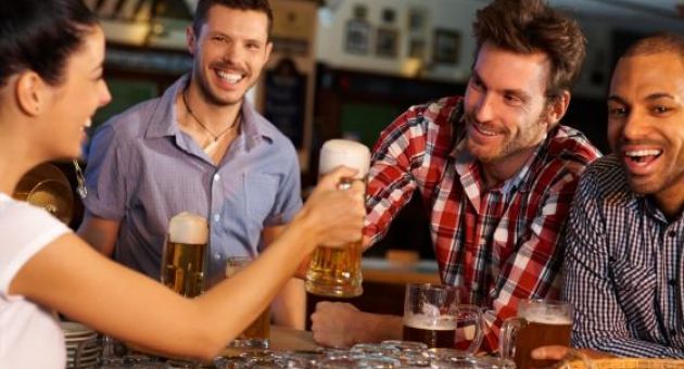 Tùy bút MC Nguyên Khang: ''Người Đức nói dân Việt không biết uống bia!''