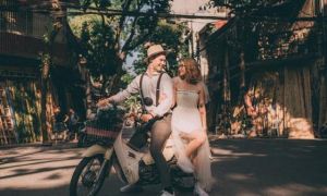 Chuyện tình cô gái Việt và chàng trai người Đức chỉ từ…cái vỗ vai