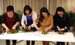 Tết Việt trong lòng người xa xứ