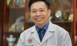 Hai lần từ chối ở lại Đức, chọn về Việt Nam để 'làm điều gì đó cho người bệnh'