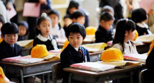 Quy tắc nuôi dạy con của cha mẹ Nhật khiến thế giới nể phục