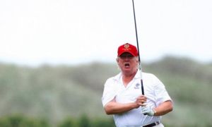 Tăng cân lên hơn 110kg, Tổng thống Trump chính thức bị béo phì